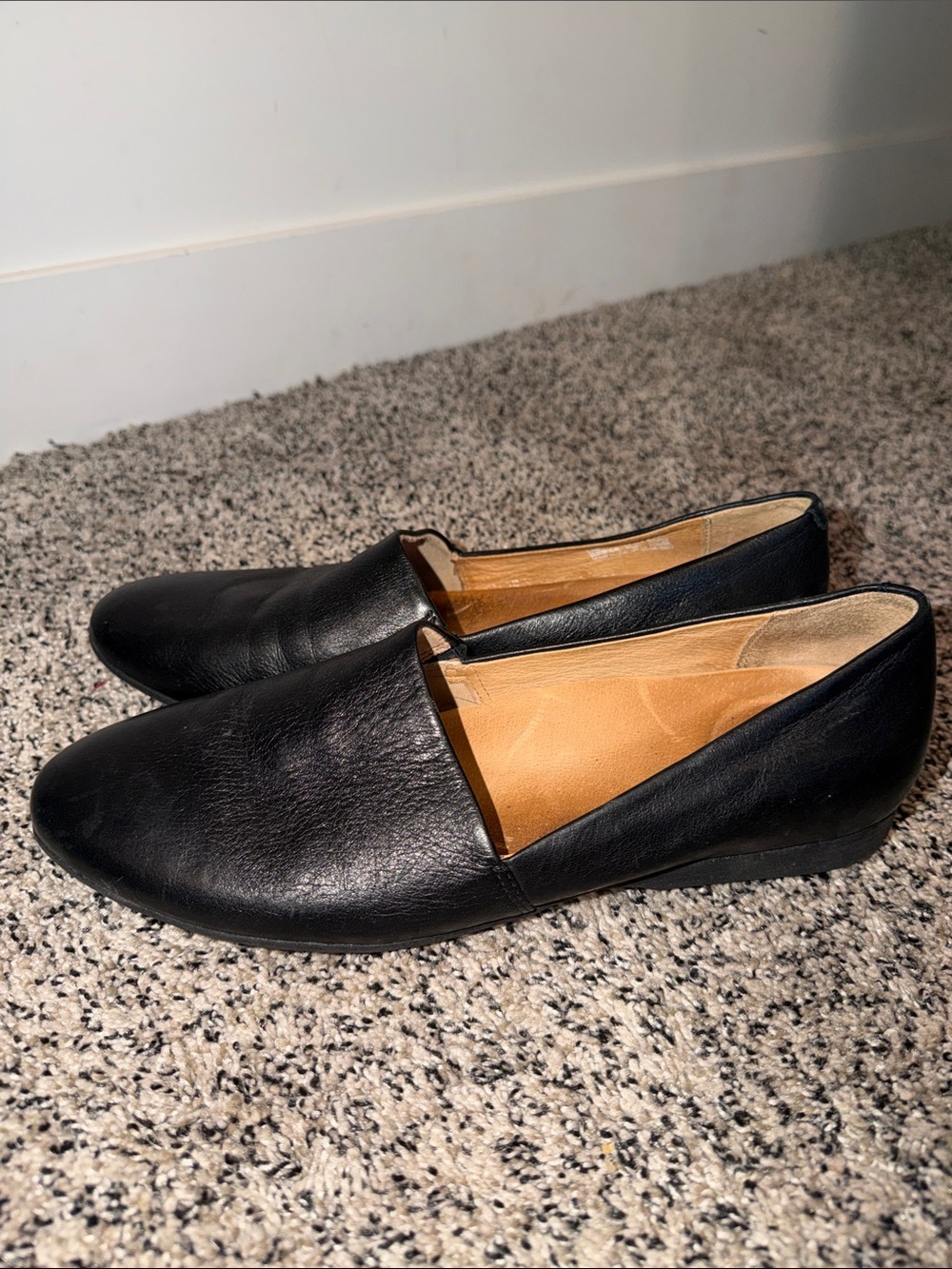 Dansko Larisa Black Leather Flats Size 10.5